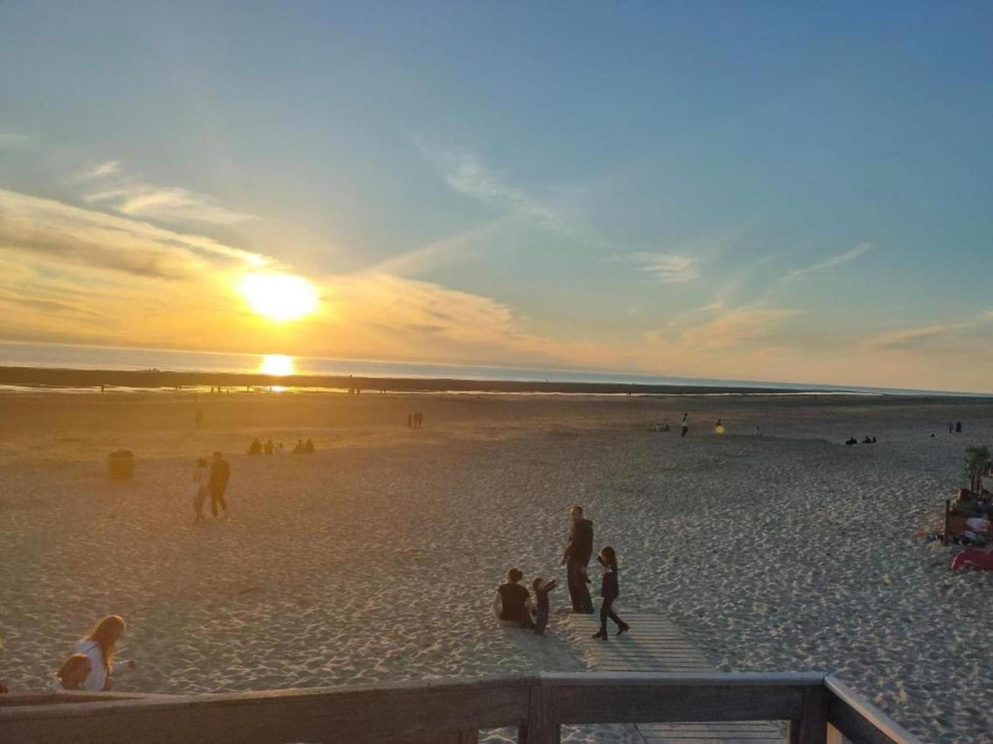 Chic Chalet In Quend Plage Les Pins With Barbecue Exteriör bild